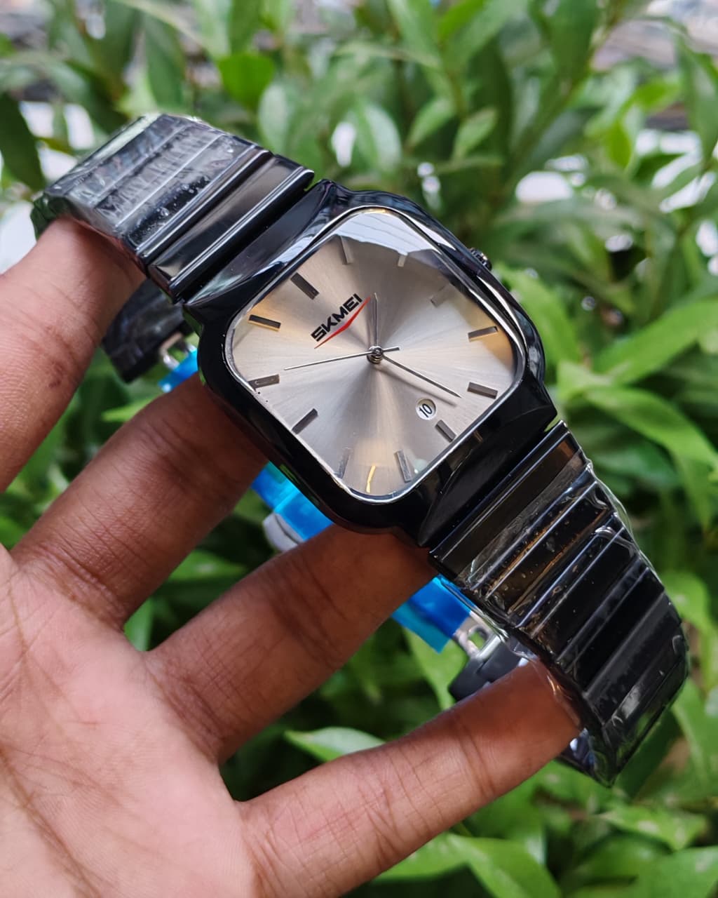 SK106 SKMEI 9361 Men’s Luxury Quartz Watch - Image 4