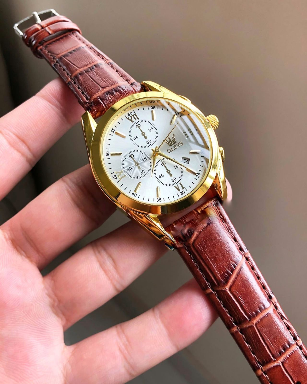 OLVES GENTS WATCH