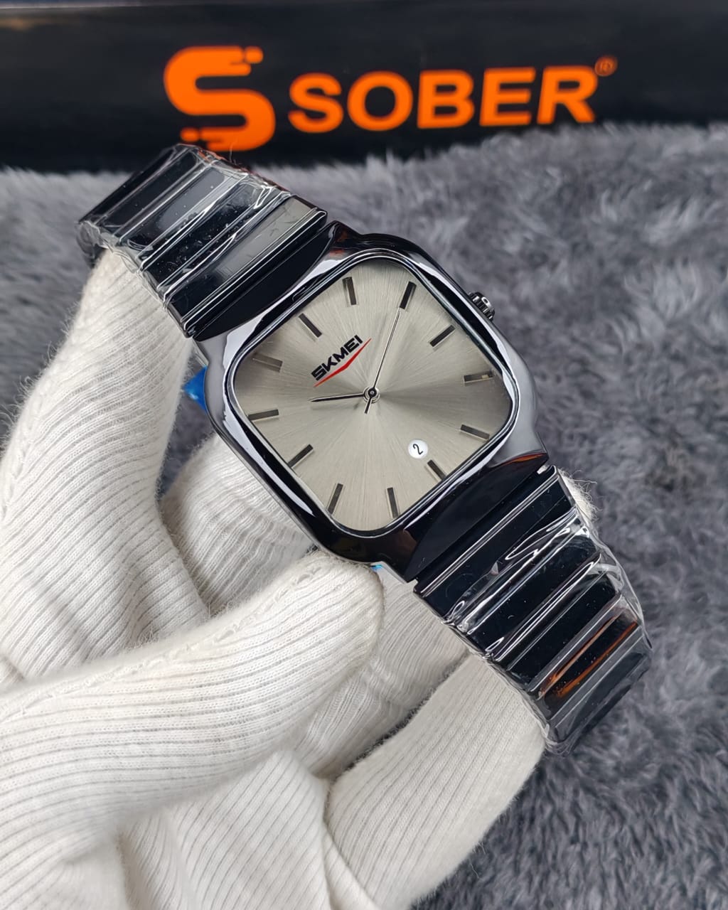 SK106 SKMEI 9361 Men’s Luxury Quartz Watch - Image 4