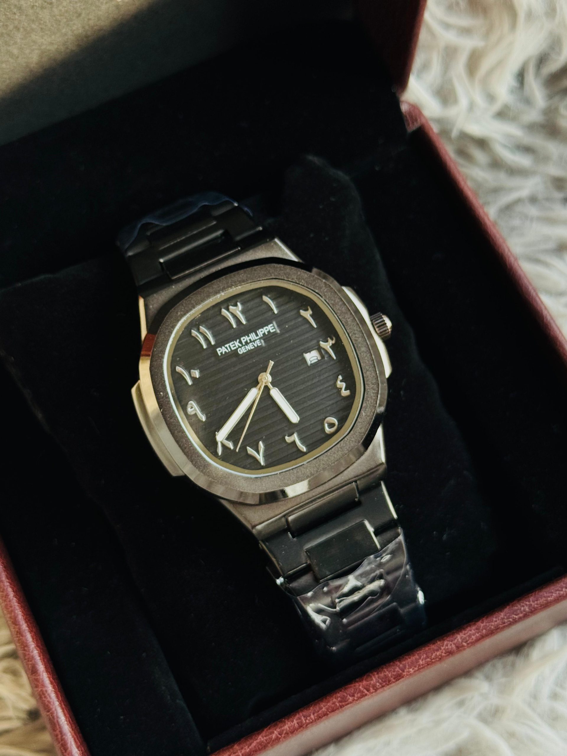PATEK PHILIPPE GENEVE STYLISH WATCH FOR MAN